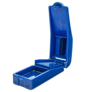 Tablettenteiler mit Edelstahlmesser, blau, geeignet für alle Tablettengrößen